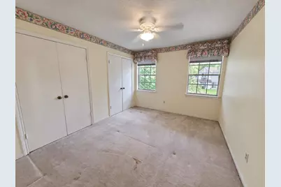 4815 Fountainhead Drive, Houston, TX 77066 - Photo 21