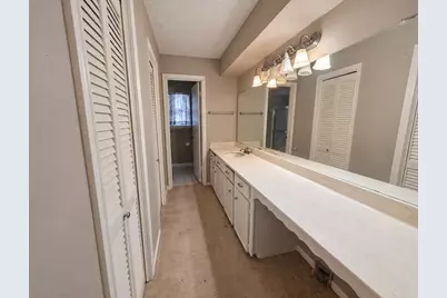 4815 Fountainhead Drive, Houston, TX 77066 - Photo 17