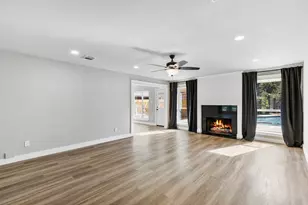 3202 Hickory Falls Dr, Kingwood, TX 77345 - Photo 9