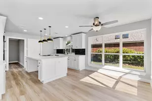 3202 Hickory Falls Dr, Kingwood, TX 77345 - Photo 11