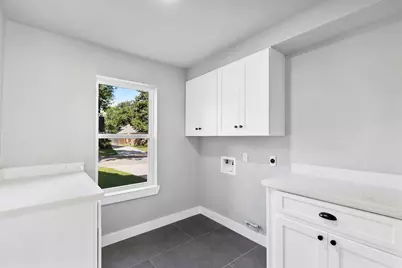 3202 Hickory Falls Drive, Kingwood, TX 77345 - Photo 17