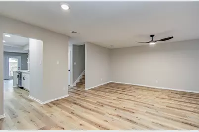 1147 Country Place Drive, Houston, TX 77079 - Photo 9