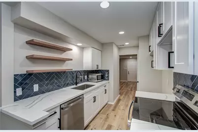 1147 Country Place Drive, Houston, TX 77079 - Photo 11