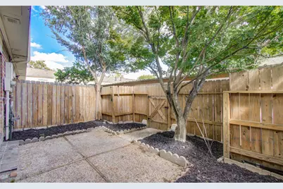 1147 Country Place Drive, Houston, TX 77079 - Photo 3