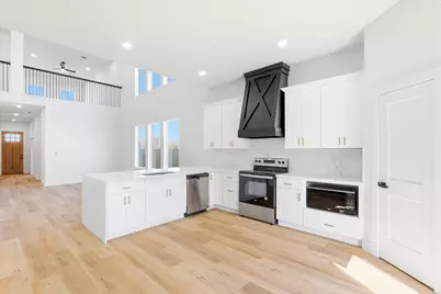 320 E Main Street, La Porte, TX 77571 - Photo 3