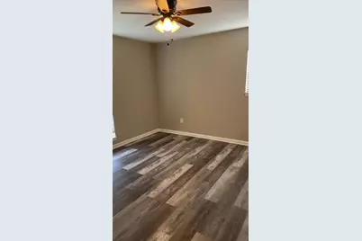 2107 Timberlane, Conroe, TX 77301 - Photo 9