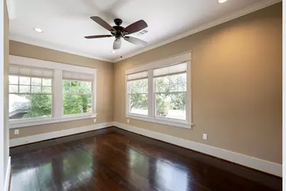 1640 Sul Ross Street, Houston, TX 77006 - Photo 15