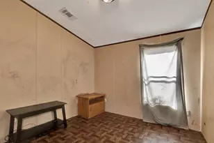 409 W Park St, Madisonville, TX 77864 - Photo 17