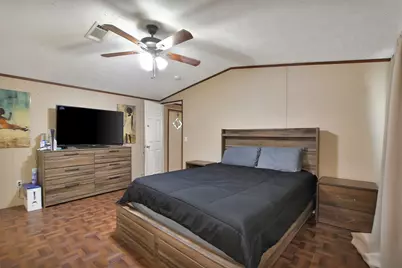 409 W Park Street, Madisonville, TX 77864 - Photo 13