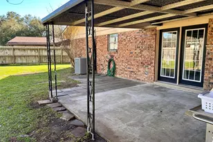 4108 Crescent Dr, Bay City, TX 77414 - Photo 9