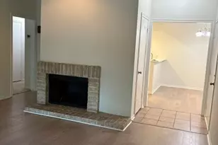 11711 Memorial Dr, Houston, TX 77024 - Photo 3