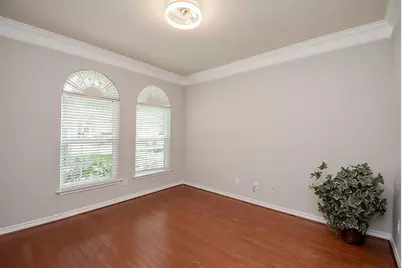 406 Sterling Heights Lane, Houston, TX 77094 - Photo 9