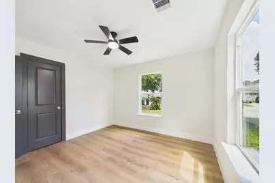 58 Trenwood Lane, Houston, TX 77022 - Photo 21