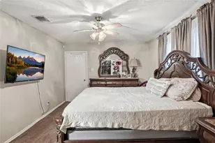 7522 Shoshone Dr, Baytown, TX 77521 - Photo 9