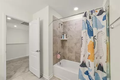 11662 Bodark Valley Lane, Houston, TX 77038 - Photo 31