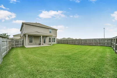 11662 Bodark Valley Lane, Houston, TX 77038 - Photo 33