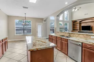 11405 Starlight Bay St, Pearland, TX 77584 - Photo 9