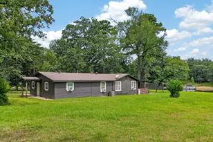 10329 Clyde Acord Rd, Franklin, TX 77856 - Photo 3