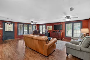 10329 Clyde Acord Rd, Franklin, TX 77856 - Photo 5