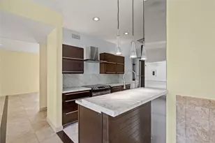 4001 Nasa Pkwy, El Lago, TX 77586 - Photo 7