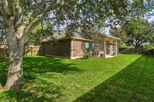 227 Village Dr, Sealy, TX 77474 - Photo 45