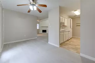 212 Quaker Dr, Friendswood, TX 77546 - Photo 7