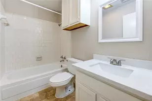 212 Quaker Dr, Friendswood, TX 77546 - Photo 17