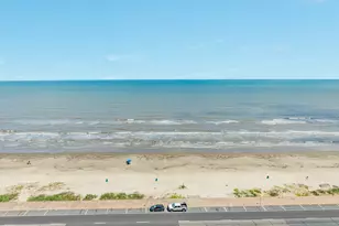 7700 Seawall Blvd, Galveston, TX 77551 - Photo 19