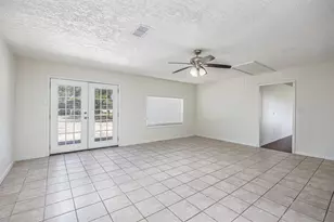 109 Staples Dr, Baytown, TX 77523 - Photo 21