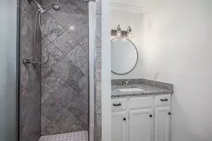 109 Staples Dr, Baytown, TX 77523 - Photo 29