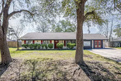109 Staples Drive, Baytown, TX 77523 - Photo 1