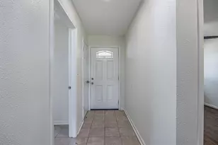 109 Staples Dr, Baytown, TX 77523 - Photo 11