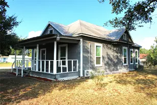 506 9th St, Hempstead, TX 77445 - Photo 5