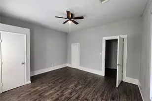 506 9th St, Hempstead, TX 77445 - Photo 13