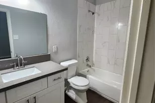 506 9th St, Hempstead, TX 77445 - Photo 9