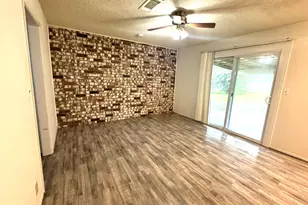 1722 Briar Ln, Wharton, TX 77488 - Photo 13