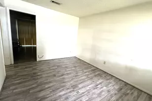 1722 Briar Ln, Wharton, TX 77488 - Photo 5