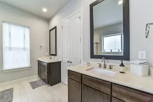 5715 Arabelle Lake St, Houston, TX 77007 - Photo 19