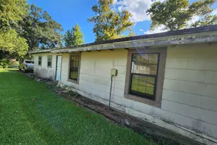 805 Alice St, Sweeny, TX 77480 - Photo 11