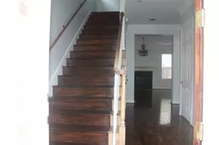 3206 E Park At Beverly Hills, Houston, TX 77057 - Photo 3