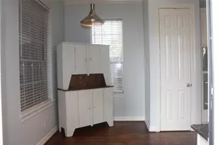 3206 E Park At Beverly Hills, Houston, TX 77057 - Photo 7