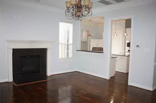 3206 E Park At Beverly Hills, Houston, TX 77057 - Photo 9