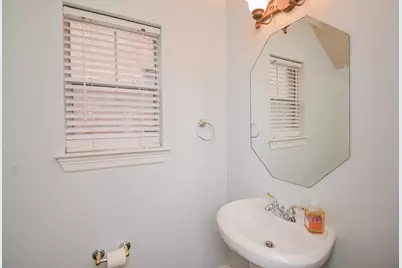 3206 E Park At Beverly Hills, Houston, TX 77057 - Photo 17