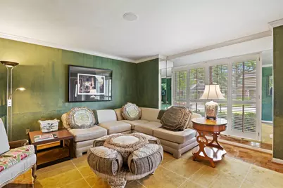 10626 Valley Forge Drive, Houston, TX 77042 - Photo 5