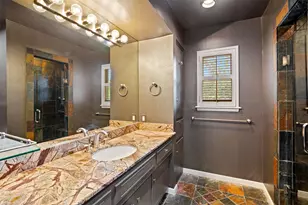 10626 Valley Forge Dr, Houston, TX 77042 - Photo 17