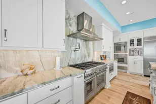 11391 Beachside Dr, Galveston, TX 77554 - Photo 15