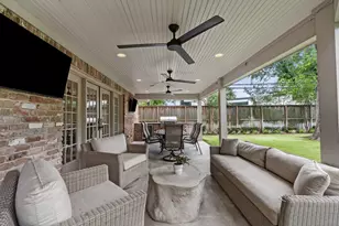 12430 Broken Arrow St, Houston, TX 77024 - Photo 31
