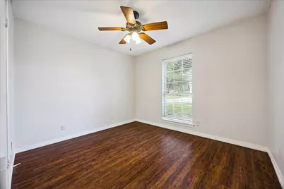 1919 Spillers Lane, Houston, TX 77043 - Photo 17