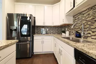 131 N Kendall St, Houston, TX 77003 - Photo 7