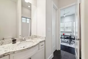 5212 Larkin St, Houston, TX 77007 - Photo 9